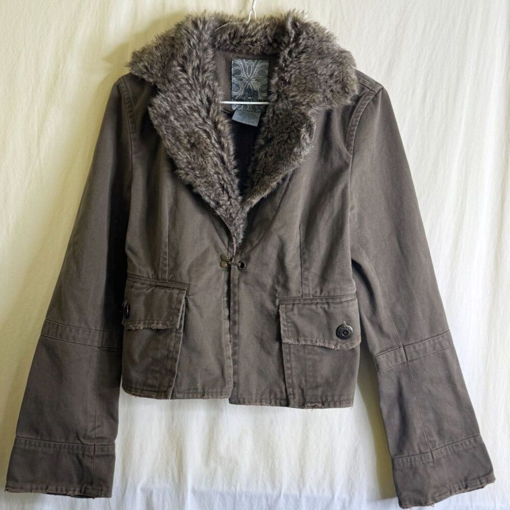 BB Dakota Women's Olive Green Distressed Utility Jacket Faux Fur Collar Size M